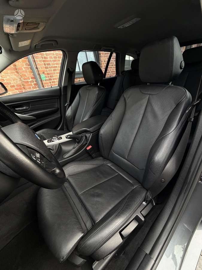 BMW 320 2013 — photo 11