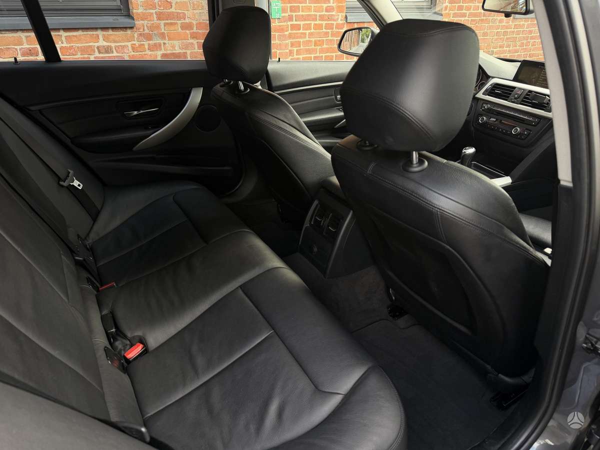 BMW 320 2013 — photo 15