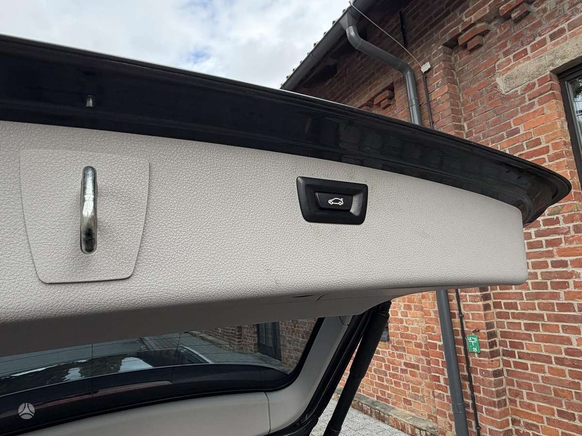 BMW 320 2013 — photo 20