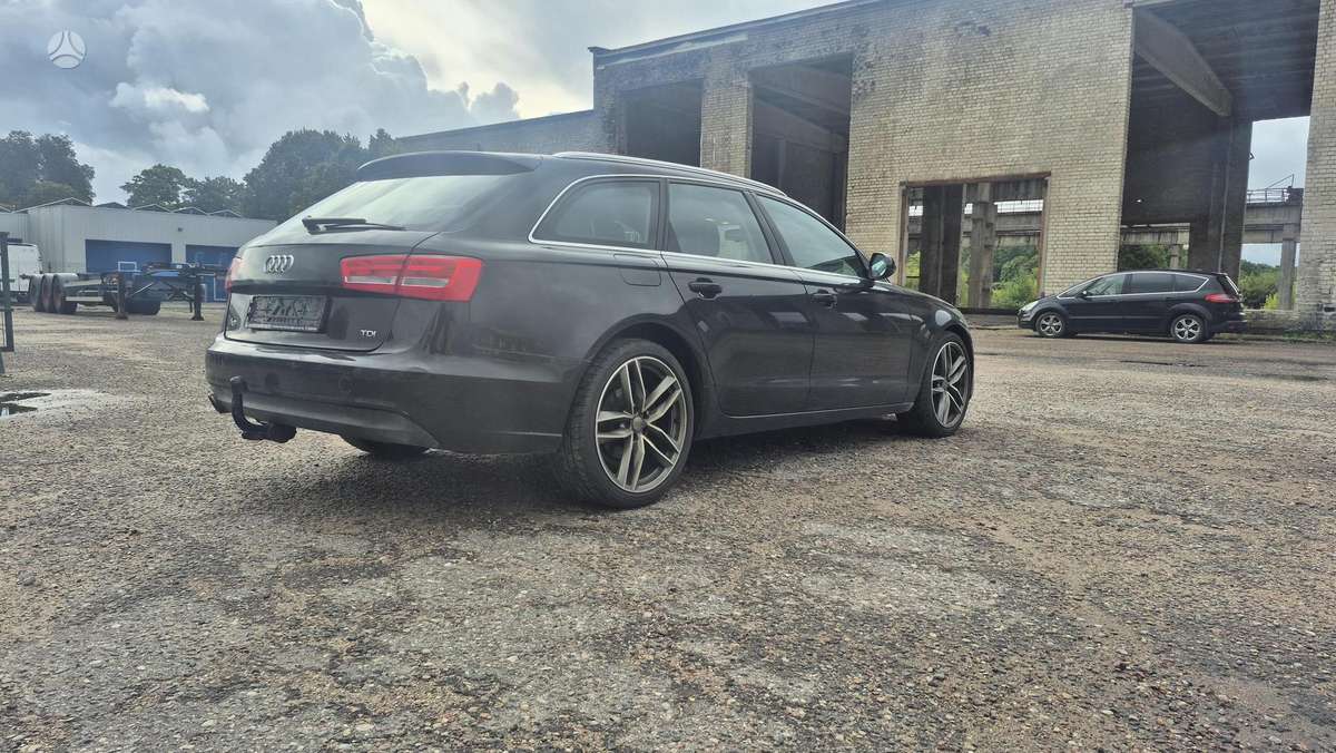 Audi A6 2013 — двигун 1968 cm³, 177 HP (130kW)