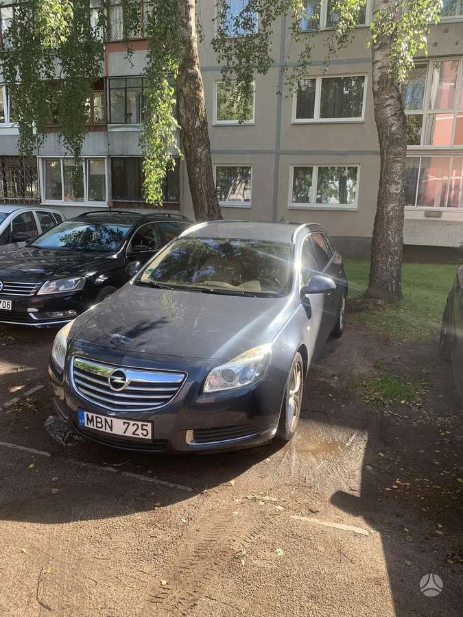 Opel Insignia, 2009