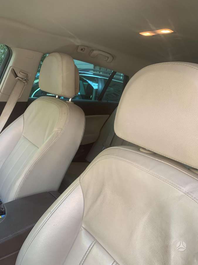Opel Insignia 2009 — photo 7