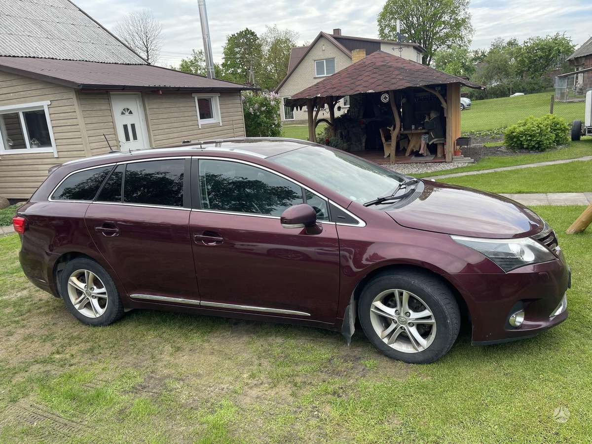 Toyota Avensis 2013 — photo 6