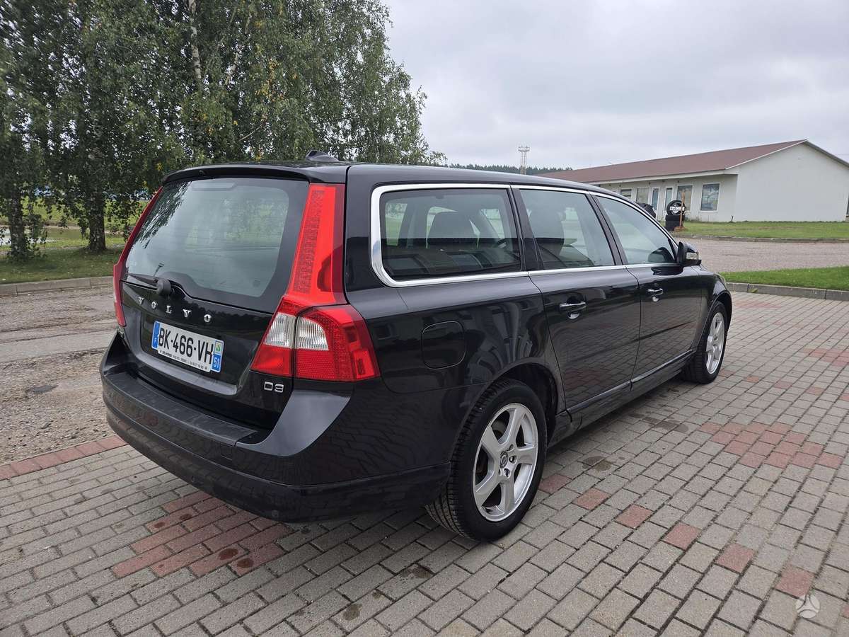 Volvo V70 2011 — engine 1984 cm³, 163 HP (120kW)