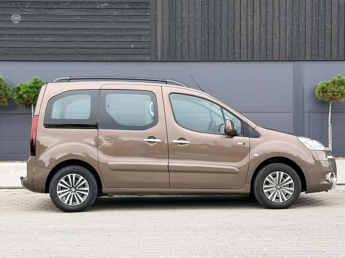 Peugeot Partner 2014 — двигун 1560 cm³, 90 HP (66kW)