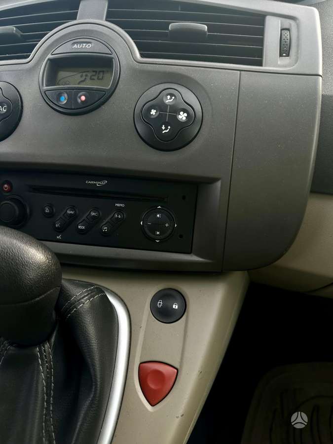 Renault Scenic 2007 — photo 15