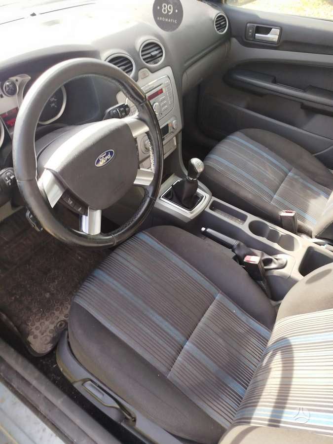 Ford Focus 2008 — photo 10