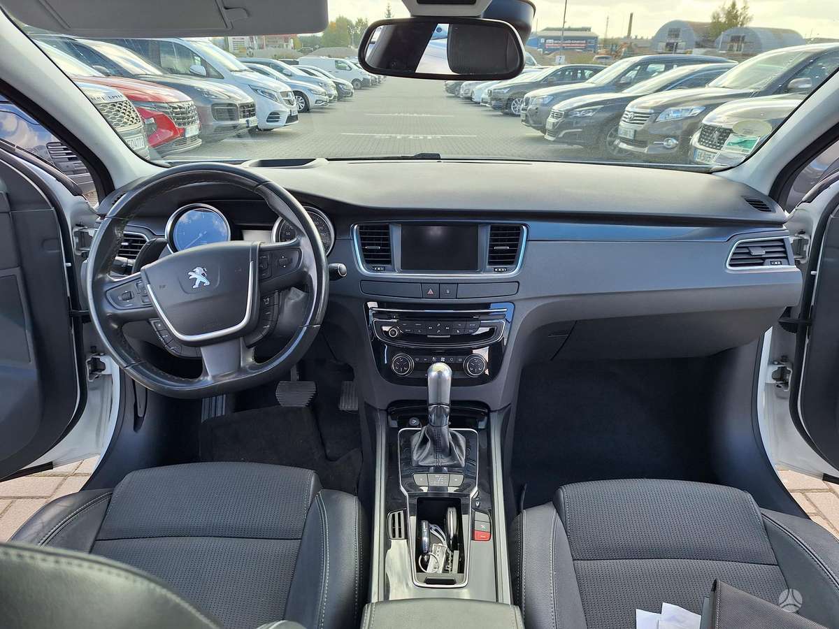 Peugeot 508 2015 — photo 15