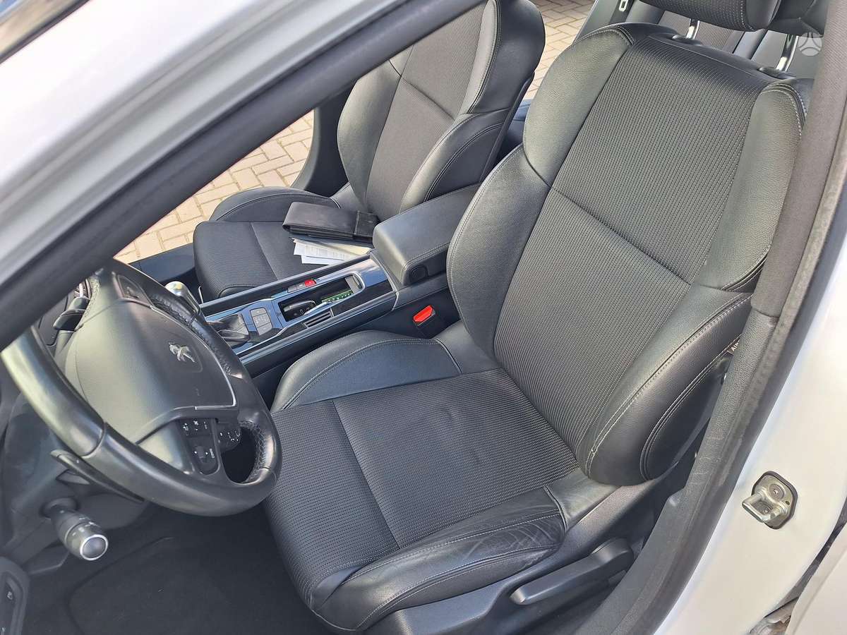 Peugeot 508 2015 — photo 18