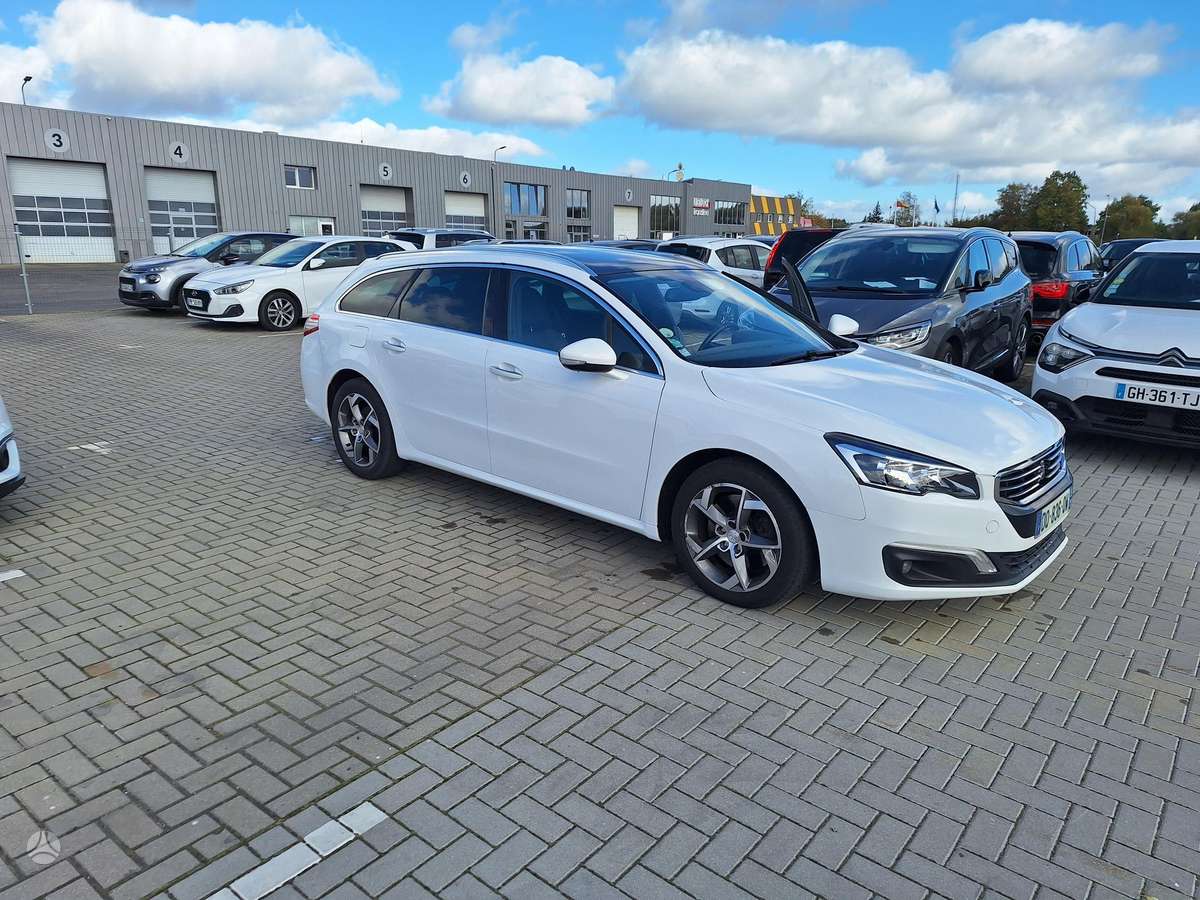 Peugeot 508 2015 — photo 19
