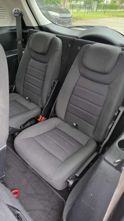 Ford S-MAX 2012 — photo 33