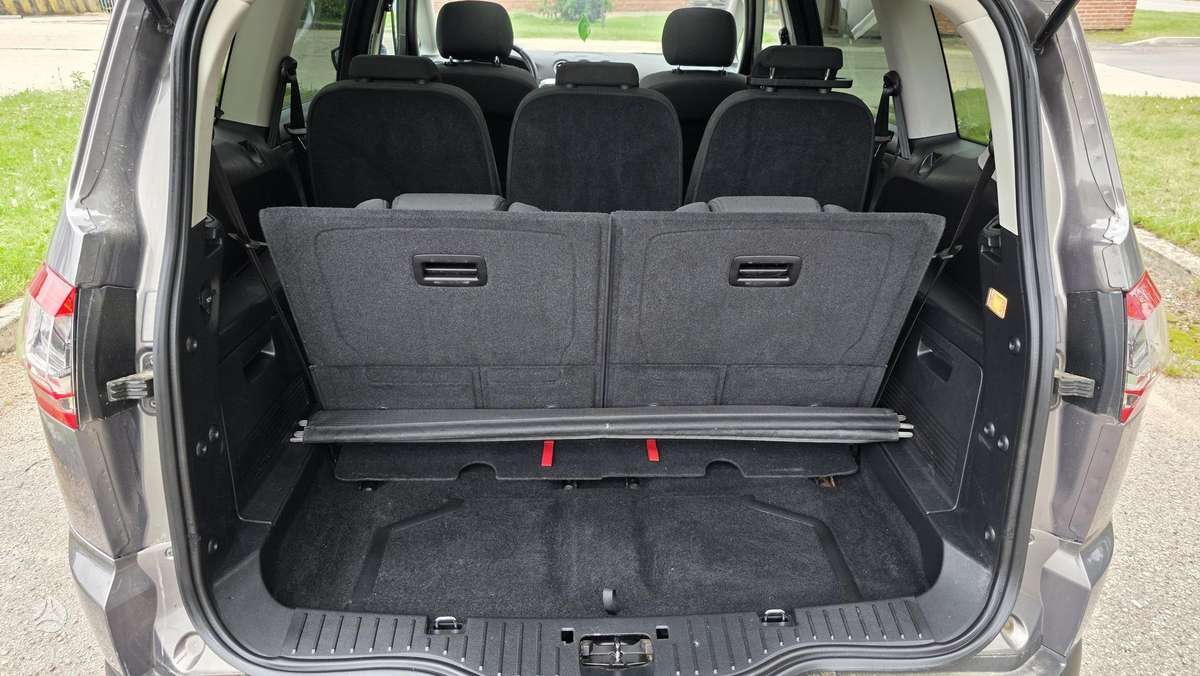 Ford S-MAX 2012 — photo 35
