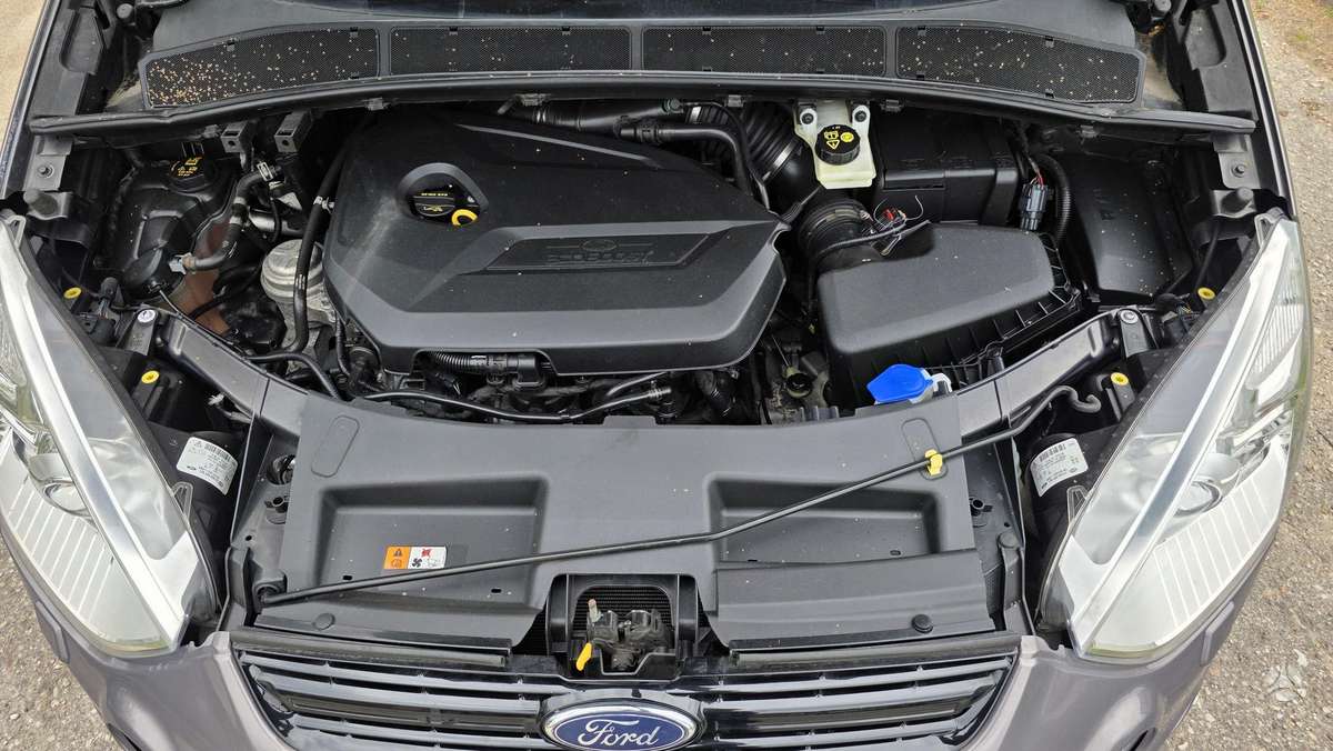 Ford S-MAX 2012 — photo 37