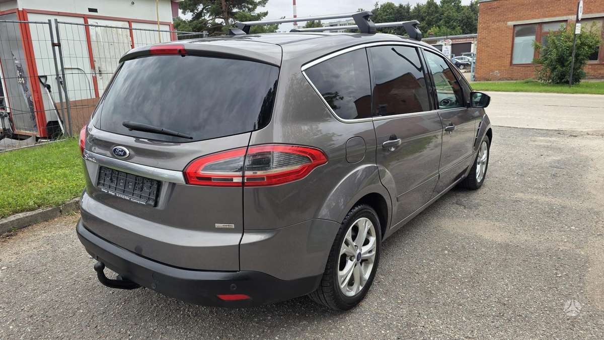 Ford S-MAX 2012 — photo 5