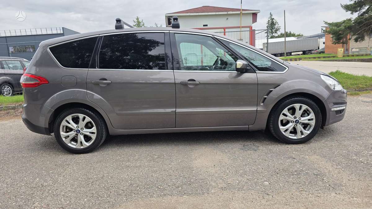 Ford S-MAX 2012 — photo 6
