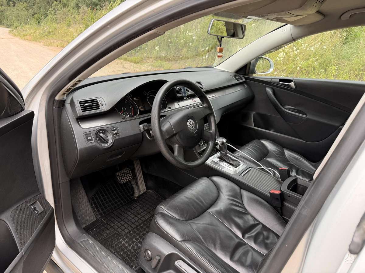Volkswagen Passat 2010 — photo 9
