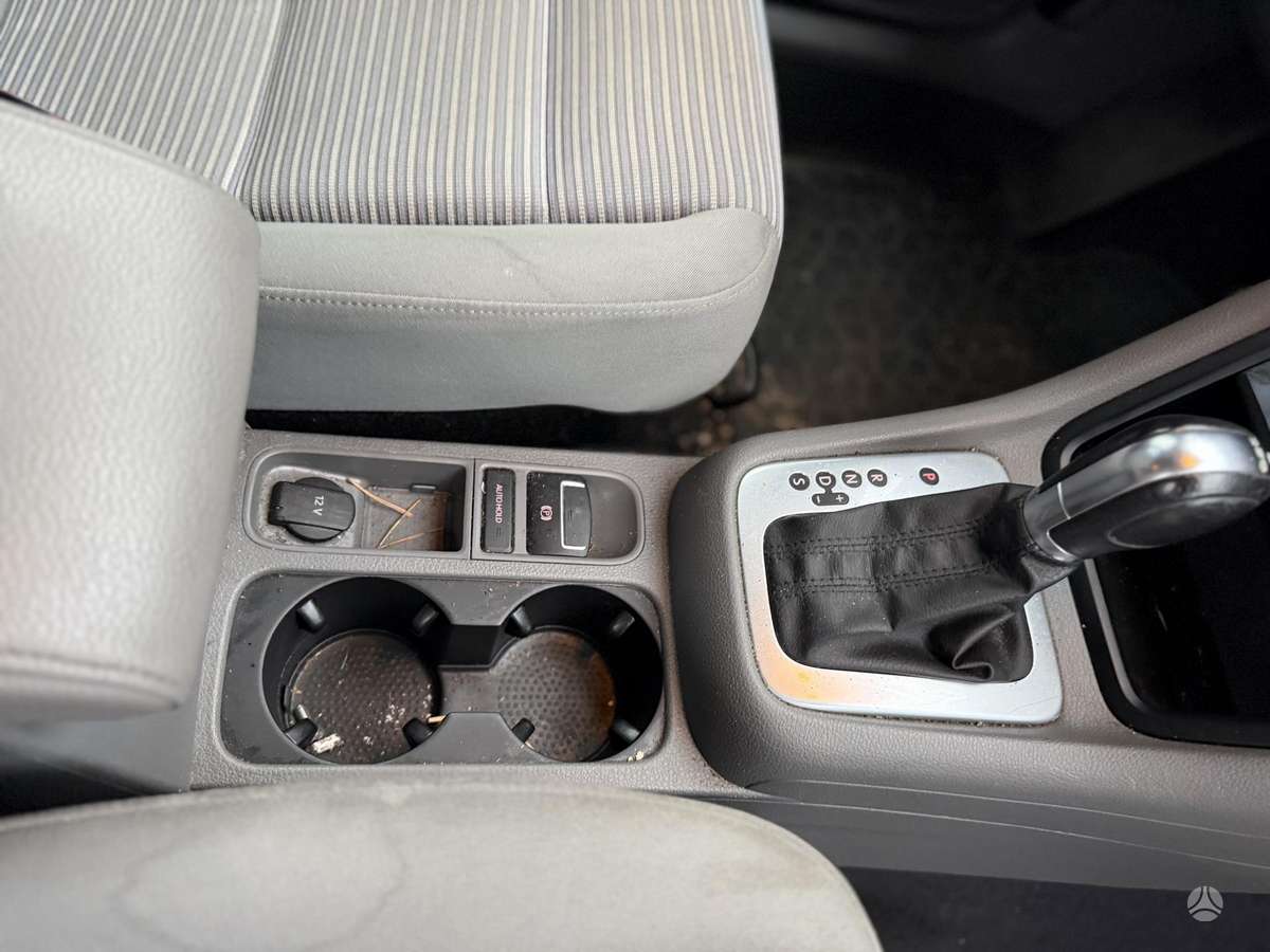 Seat Alhambra 2013 — photo 15