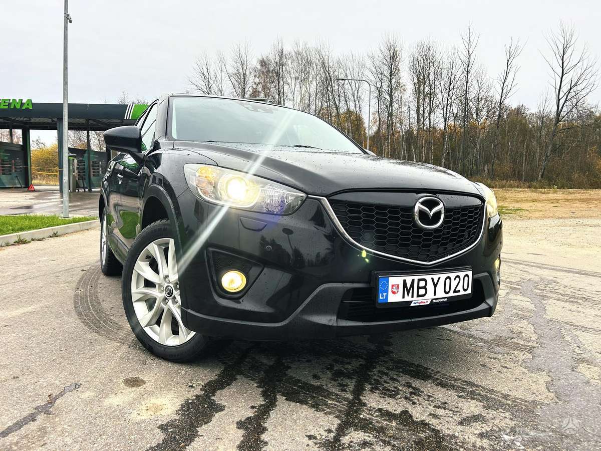 Mazda CX-5 2014 — rear view