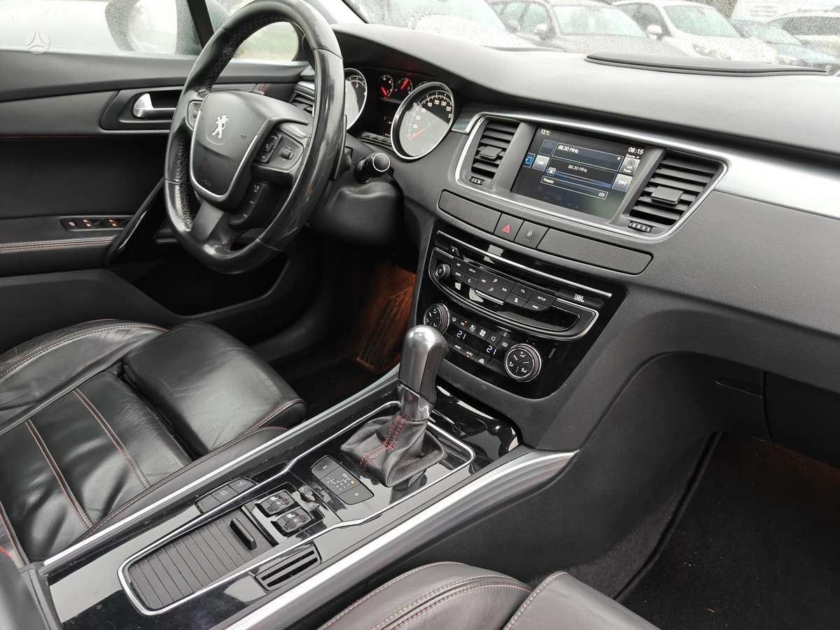 Peugeot 508 2014 — photo 22