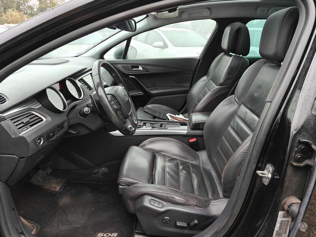Peugeot 508 2014 — photo 24