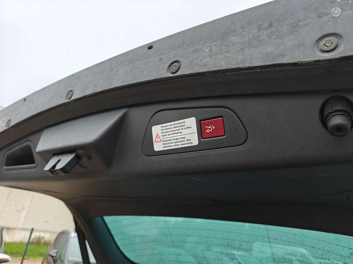 Peugeot 508 2014 — photo 36