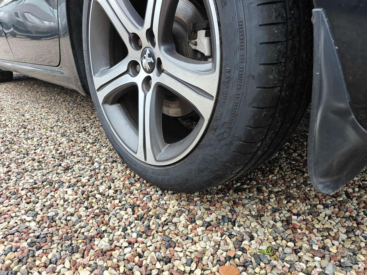 Peugeot 508 2014 — photo 9