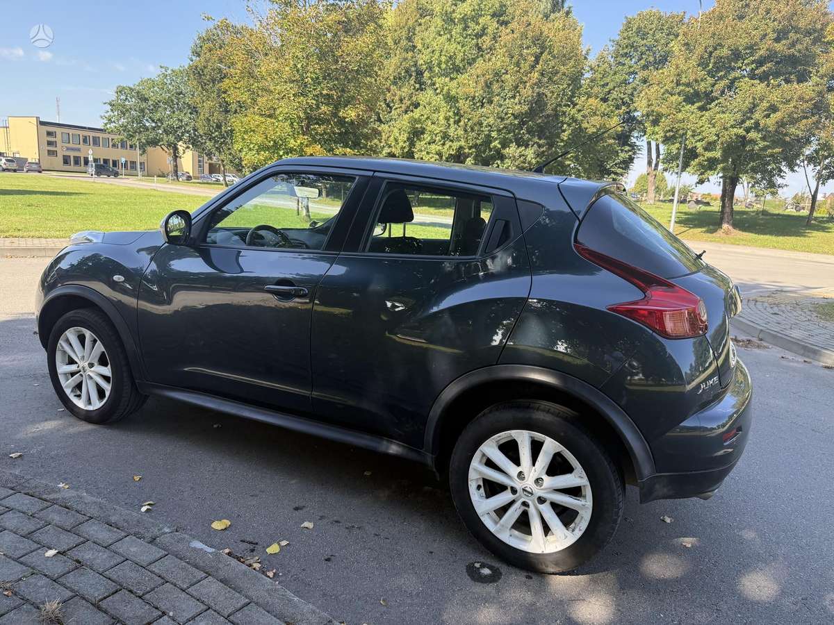 Nissan Juke 2012 — engine 1461 cm³, 110 HP (81kW)