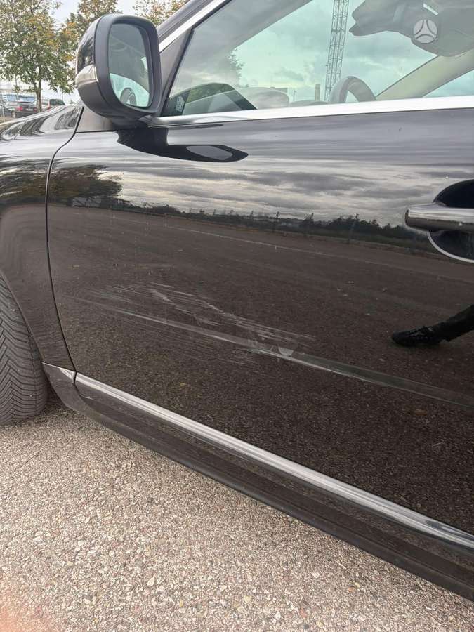Volvo V70 2012 — photo 6