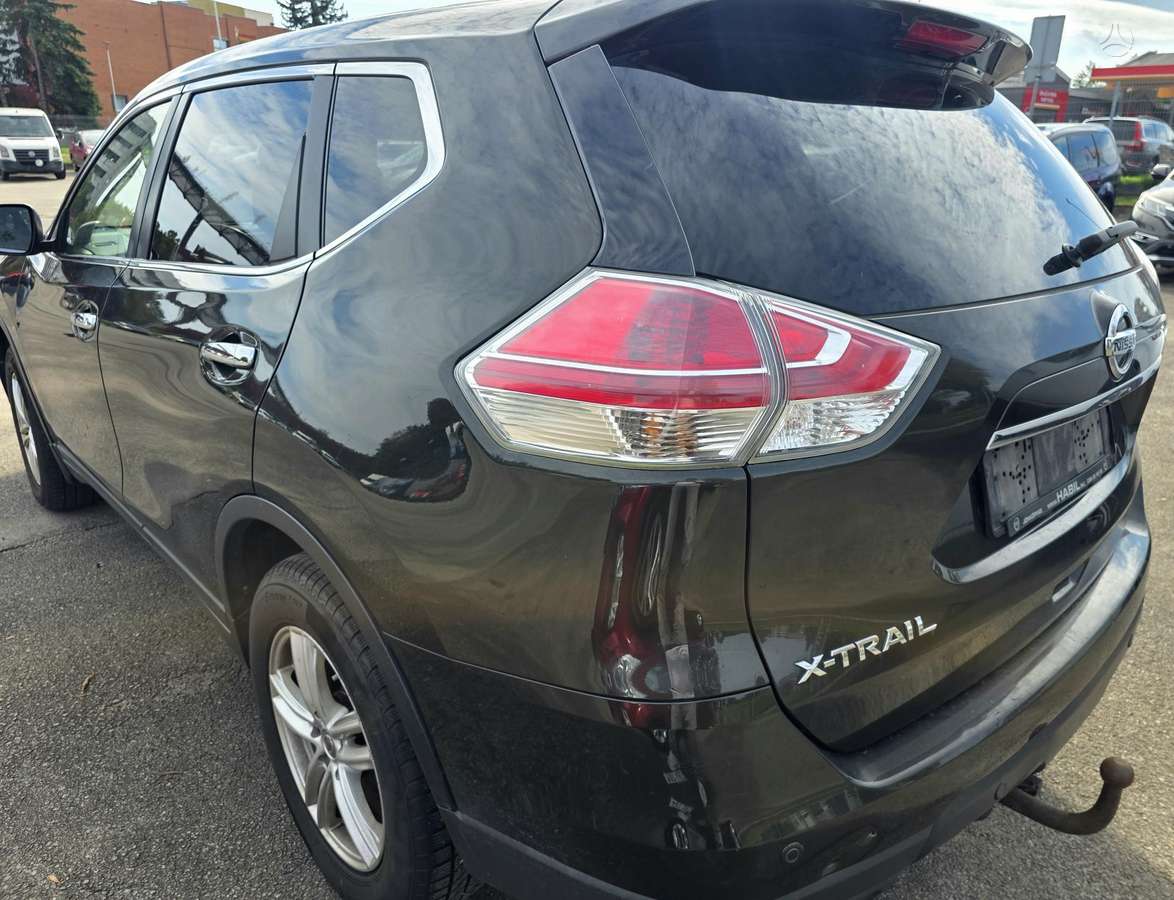 Nissan X-Trail 2014 — interior