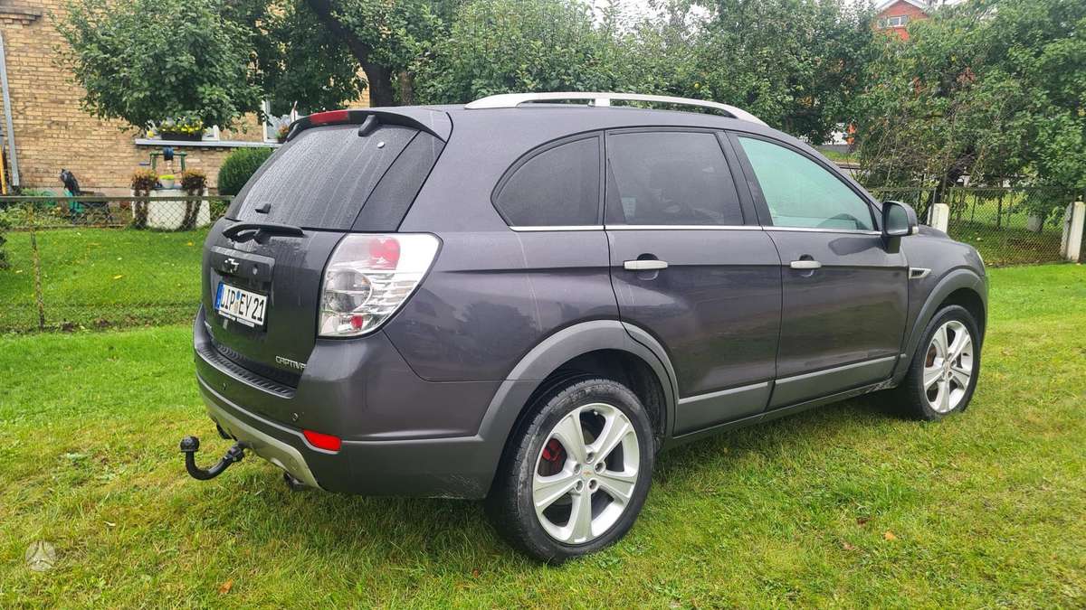 Chevrolet Captiva 2013 — салон