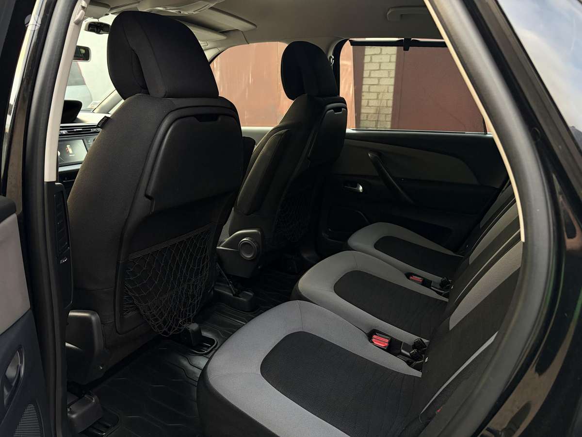 Citroen C4 2015 — photo 10