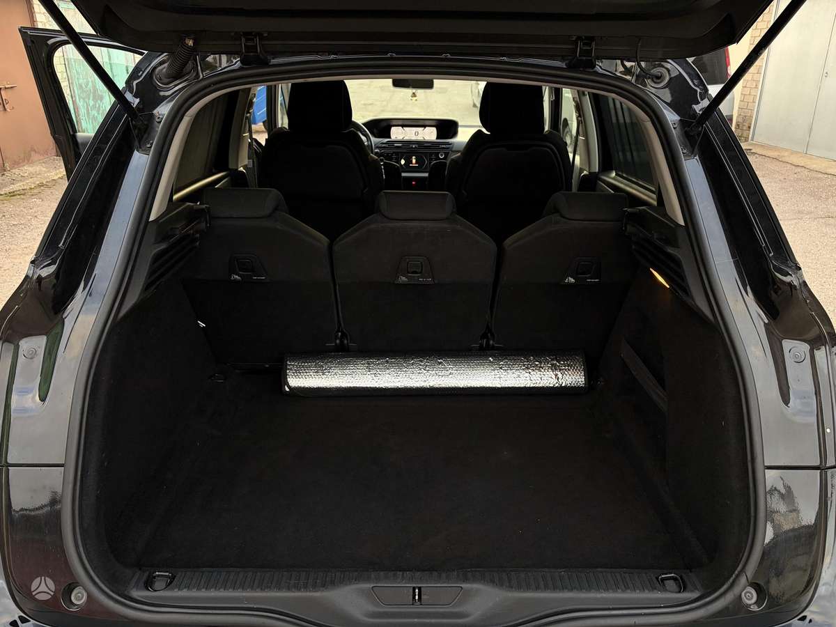 Citroen C4 2015 — photo 11