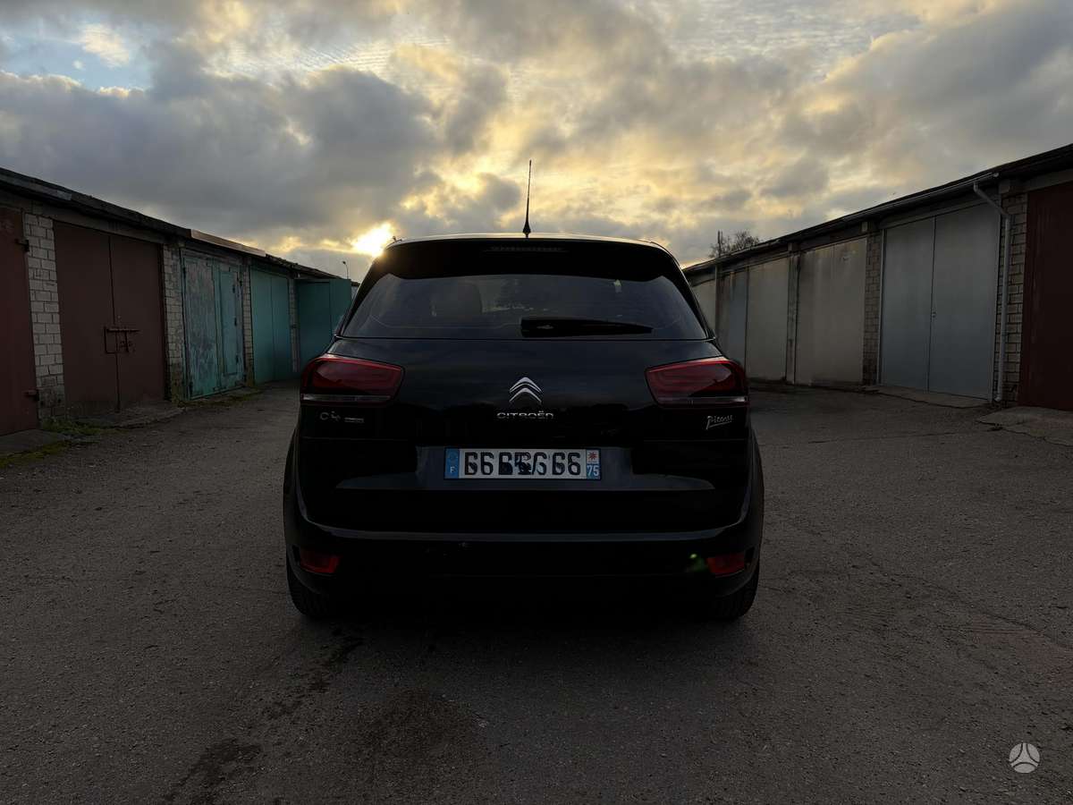 Citroen C4 2015 — engine 1560 cm³, 120 HP (88kW)