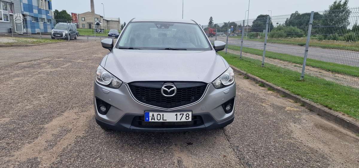 Mazda CX-5 2013 — салон