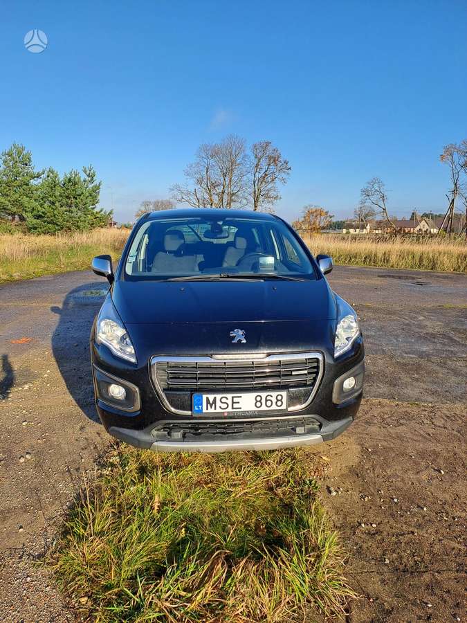 Peugeot 3008 2014 — вигляд ззаду