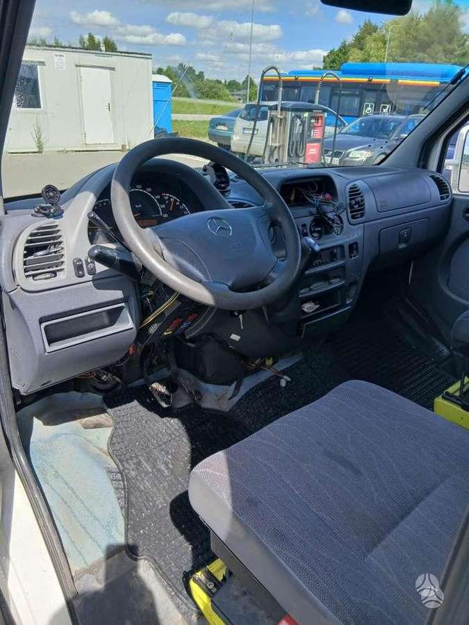 Mercedes-Benz Sprinter 2004 — photo 7