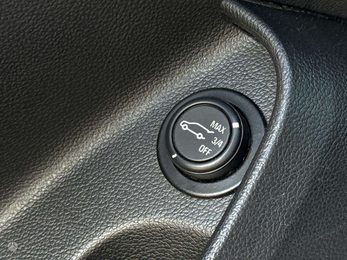 Opel Insignia 2009 — фото 20