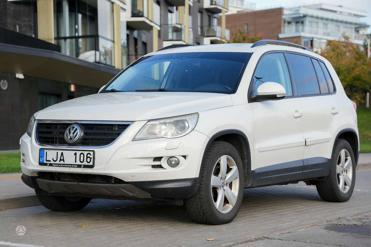 Volkswagen Tiguan 2007 — interior