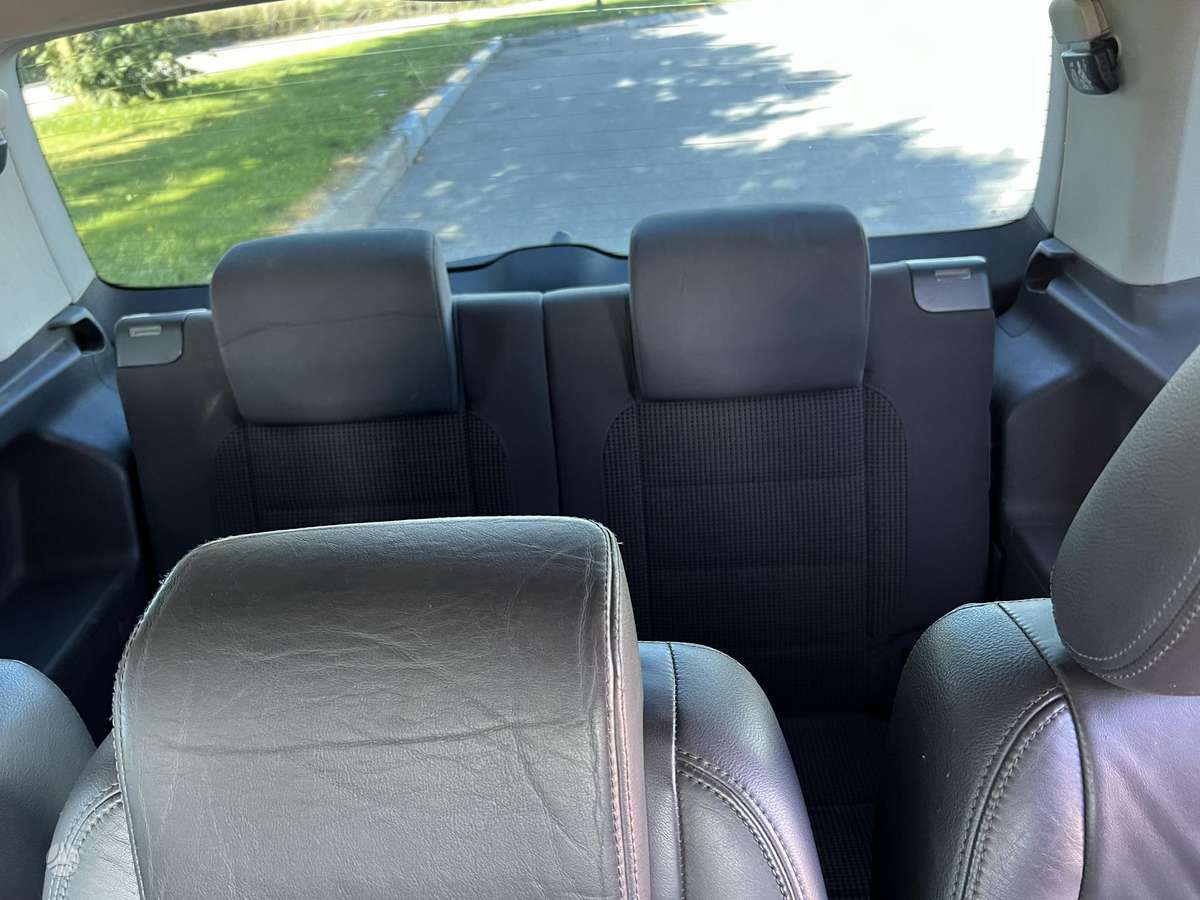 Volkswagen Touran 2004 — photo 7
