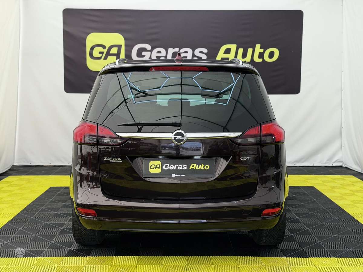 Opel Zafira 2015 — photo 5
