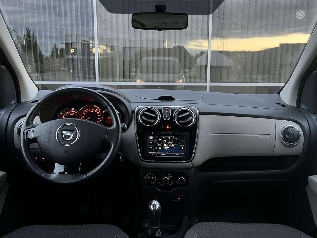 Dacia Lodgy 2013 — photo 10