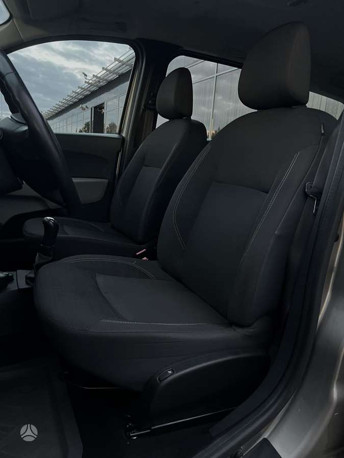 Dacia Lodgy 2013 — photo 22