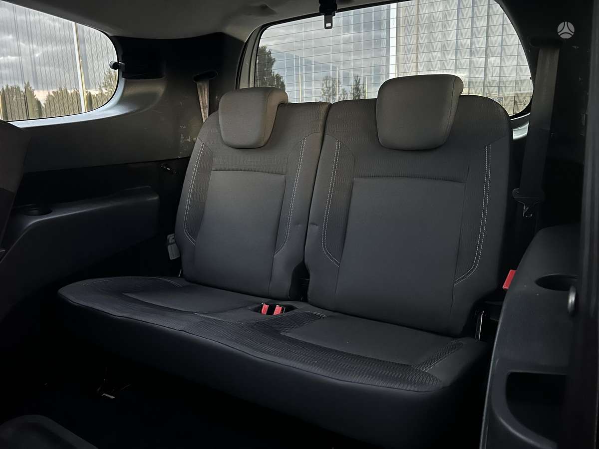 Dacia Lodgy 2013 — photo 25