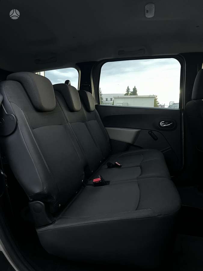 Dacia Lodgy 2013 — photo 27