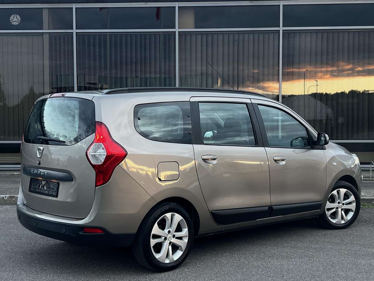 Dacia Lodgy 2013 — engine 1198 cm³, 116 HP (85kW)