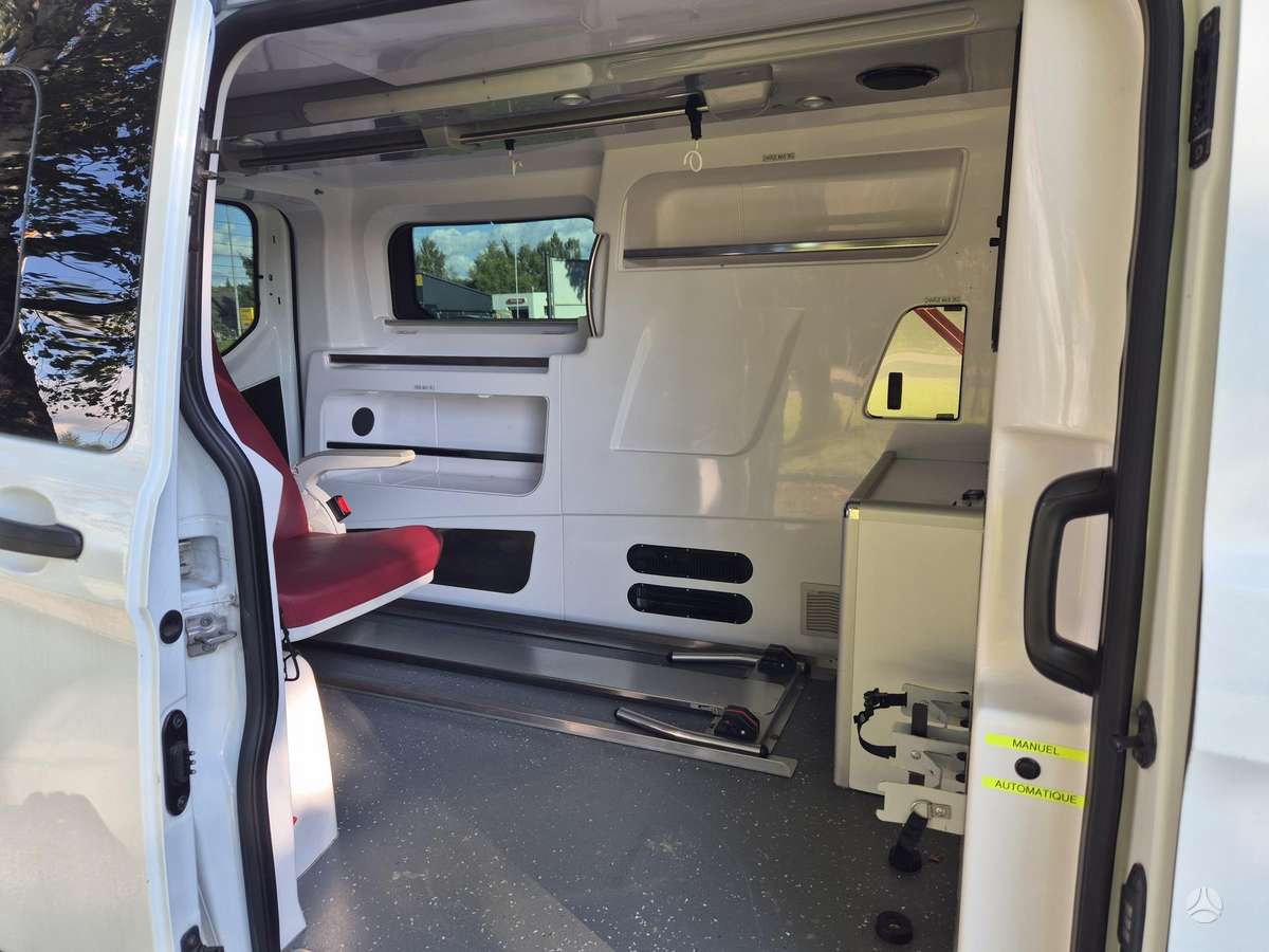 Ford Transit 2013 — photo 8
