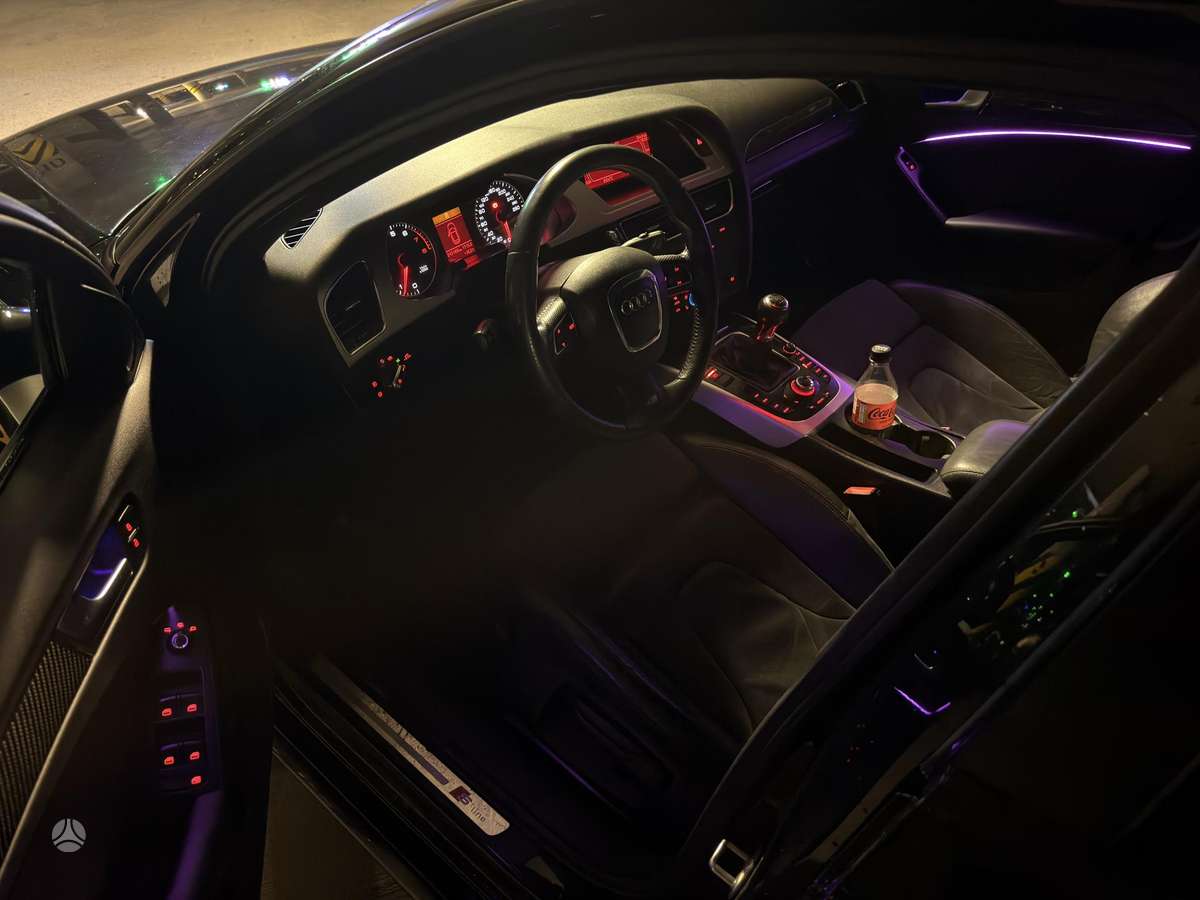 Audi A4 2008 — photo 7