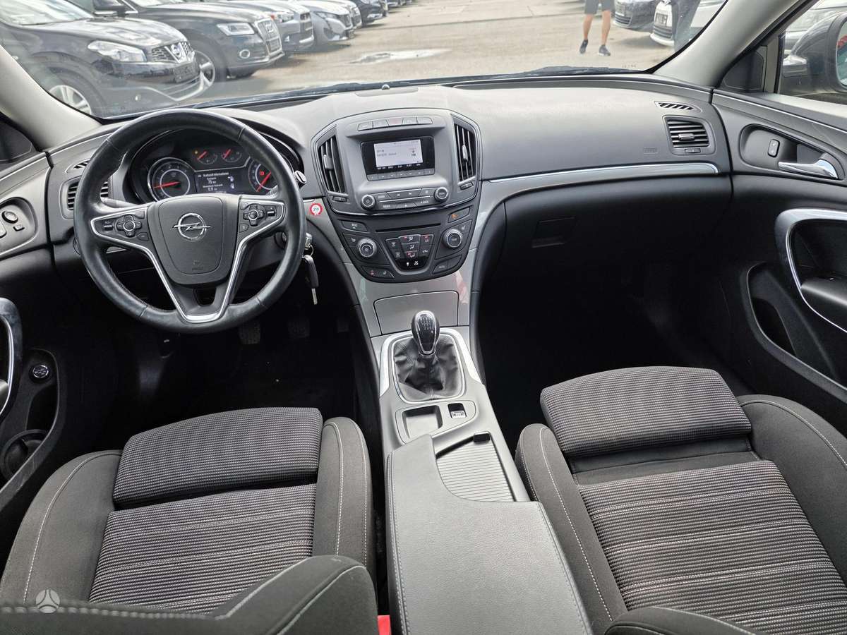 Opel Insignia 2013 — photo 13