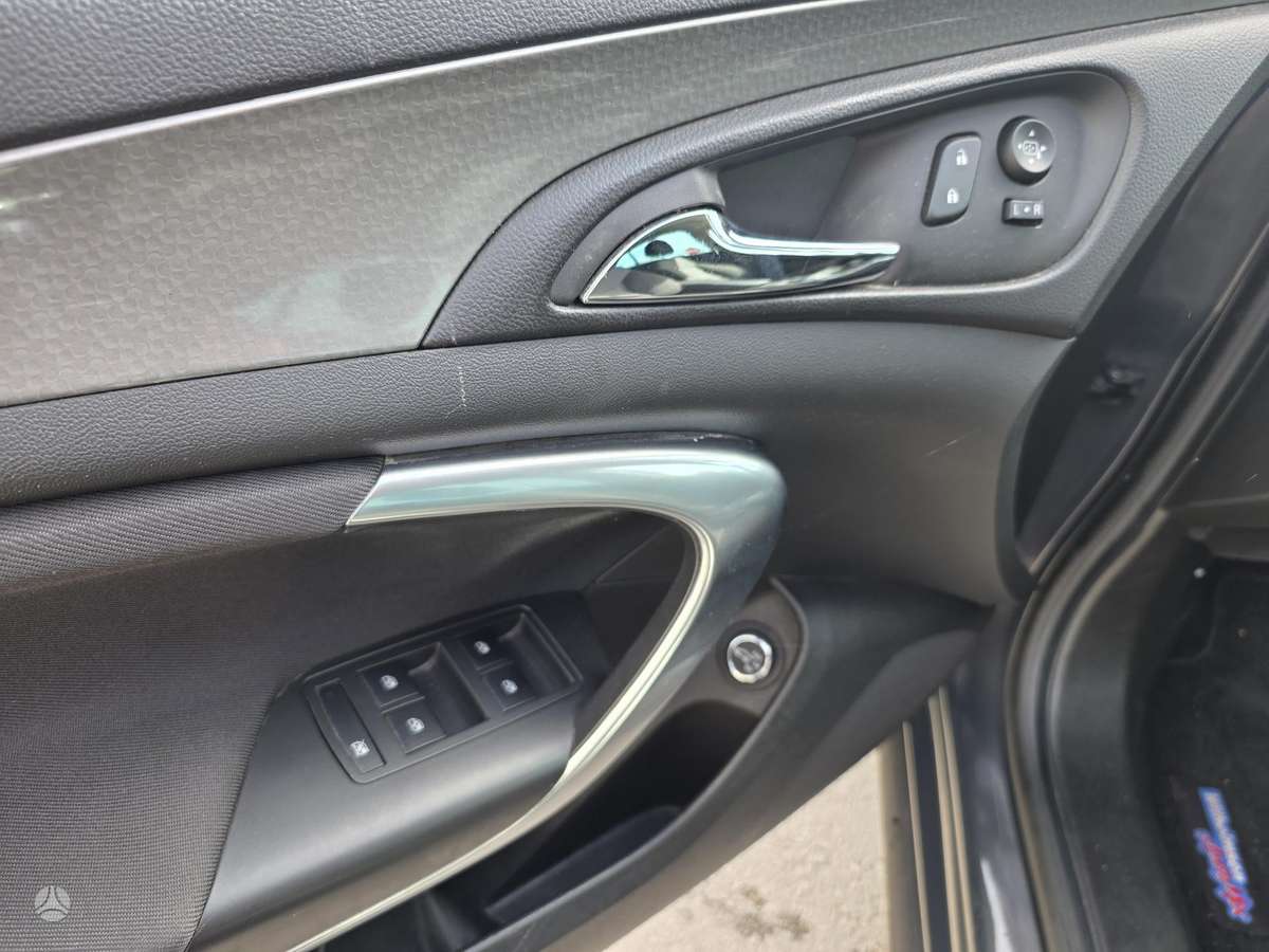 Opel Insignia 2013 — photo 19