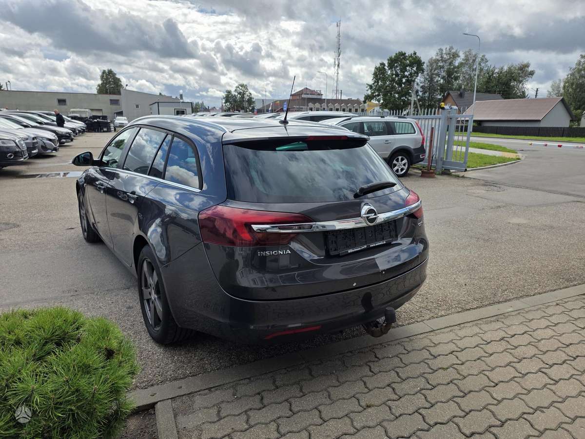 Opel Insignia 2013 — photo 8
